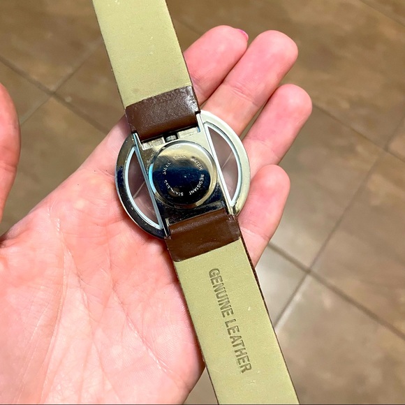 🎉3/$20 Hollow design women’s watch - Picture 3 of 3